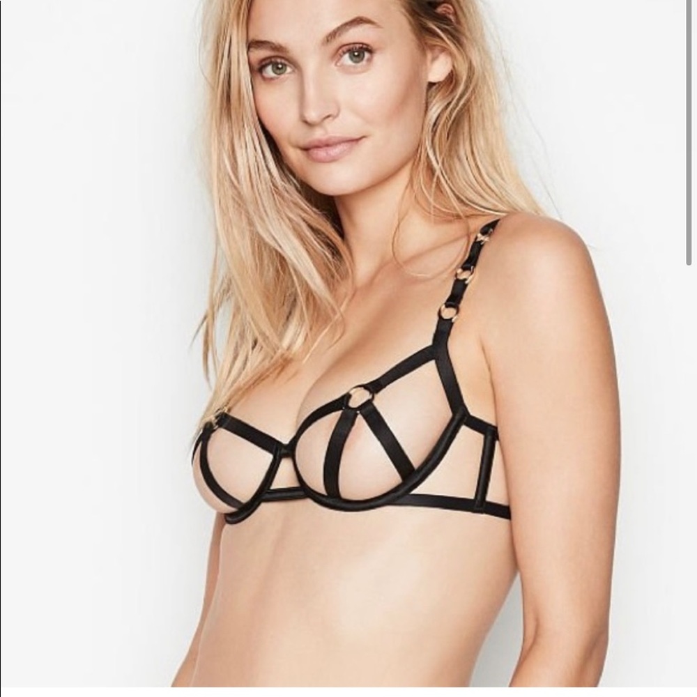 Very sexy harness ring bra victory secret bra only! Size small BNWT